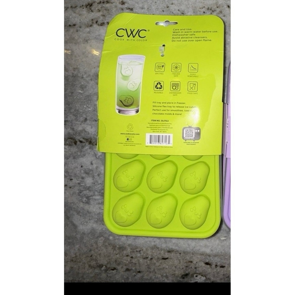 NEW Cook With Color CWC Silicone Ice Cube Mold Green Reusable Avocado Cute - Picture 2 of 4